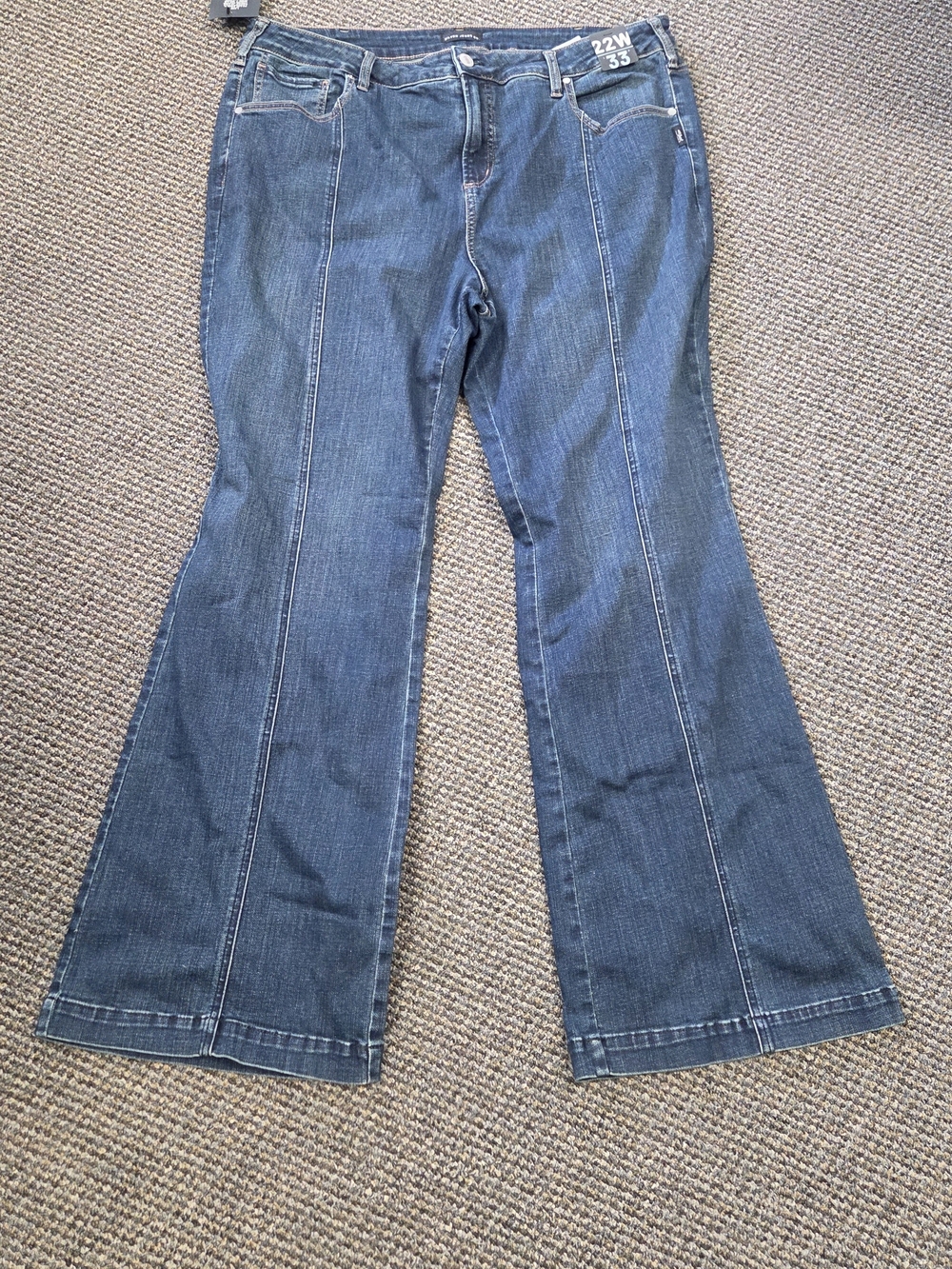 Plus size 22/33 Silver Jeans Avery Trousers wide-leg flare jeans